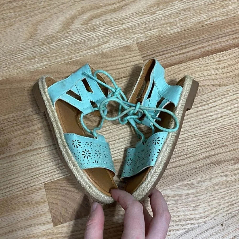 Genuine Kids Mint Sandals Sz 11 Blue Girls Green